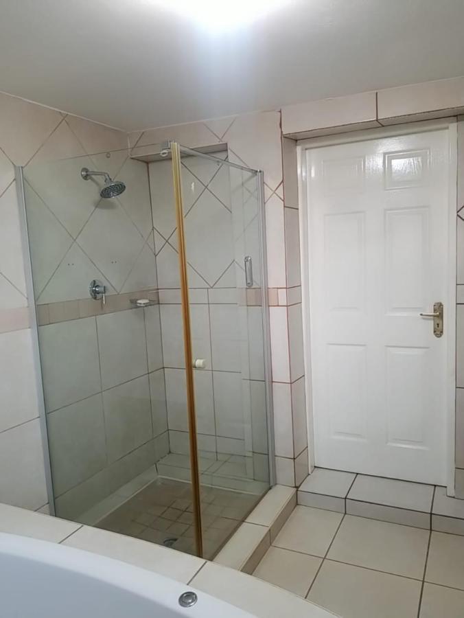 Pinto City Motel كمبتون بارك المظهر الخارجي الصورة