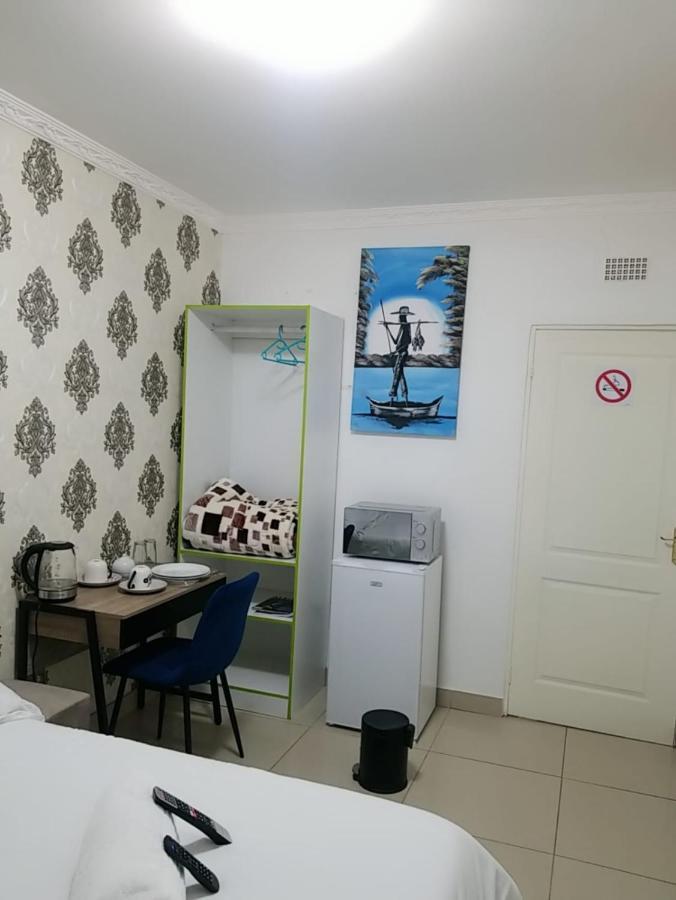 Pinto City Motel كمبتون بارك المظهر الخارجي الصورة