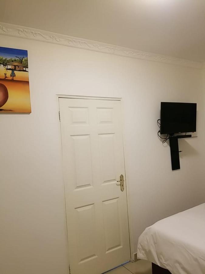 Pinto City Motel كمبتون بارك المظهر الخارجي الصورة