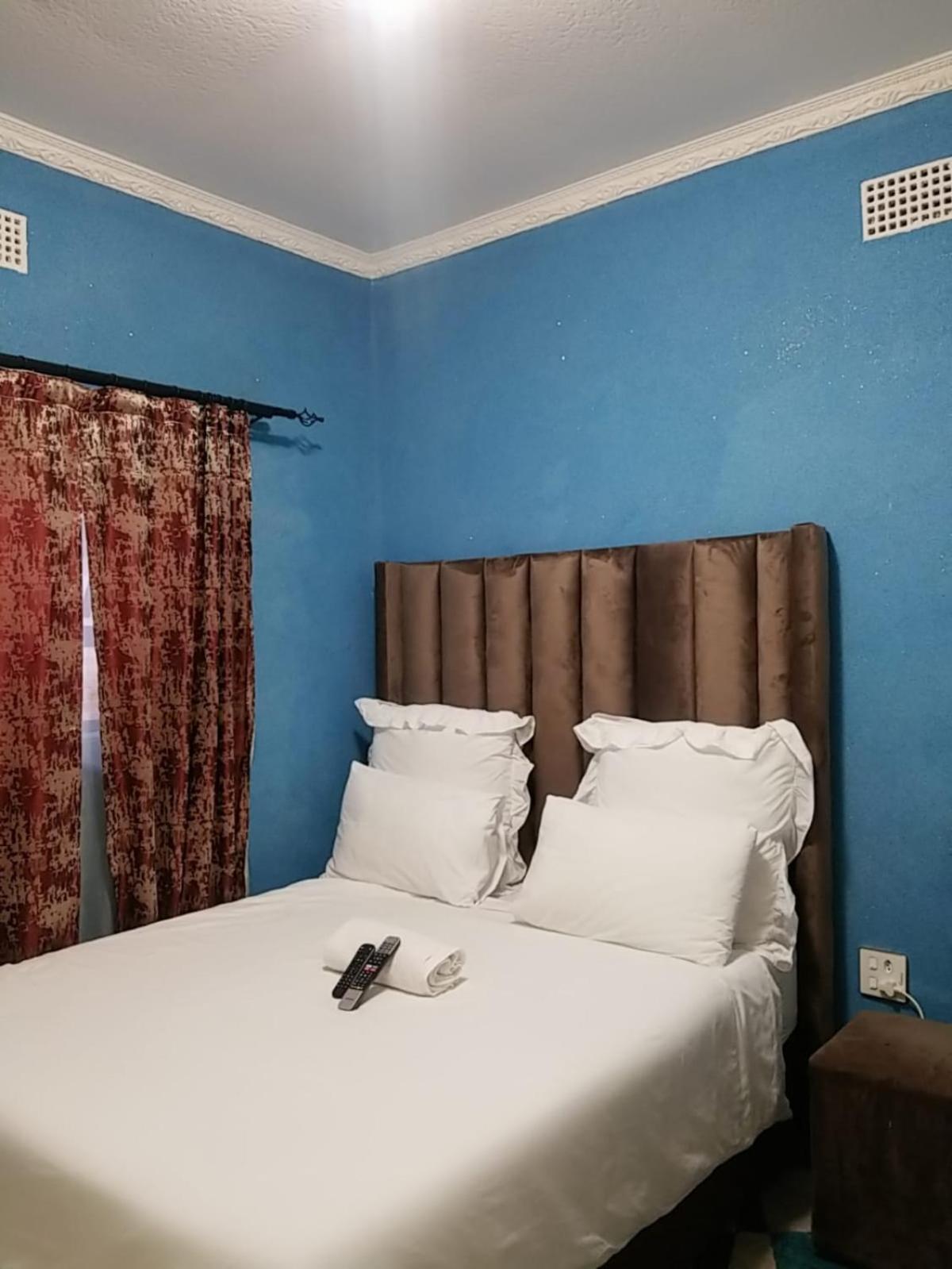 Pinto City Motel كمبتون بارك المظهر الخارجي الصورة