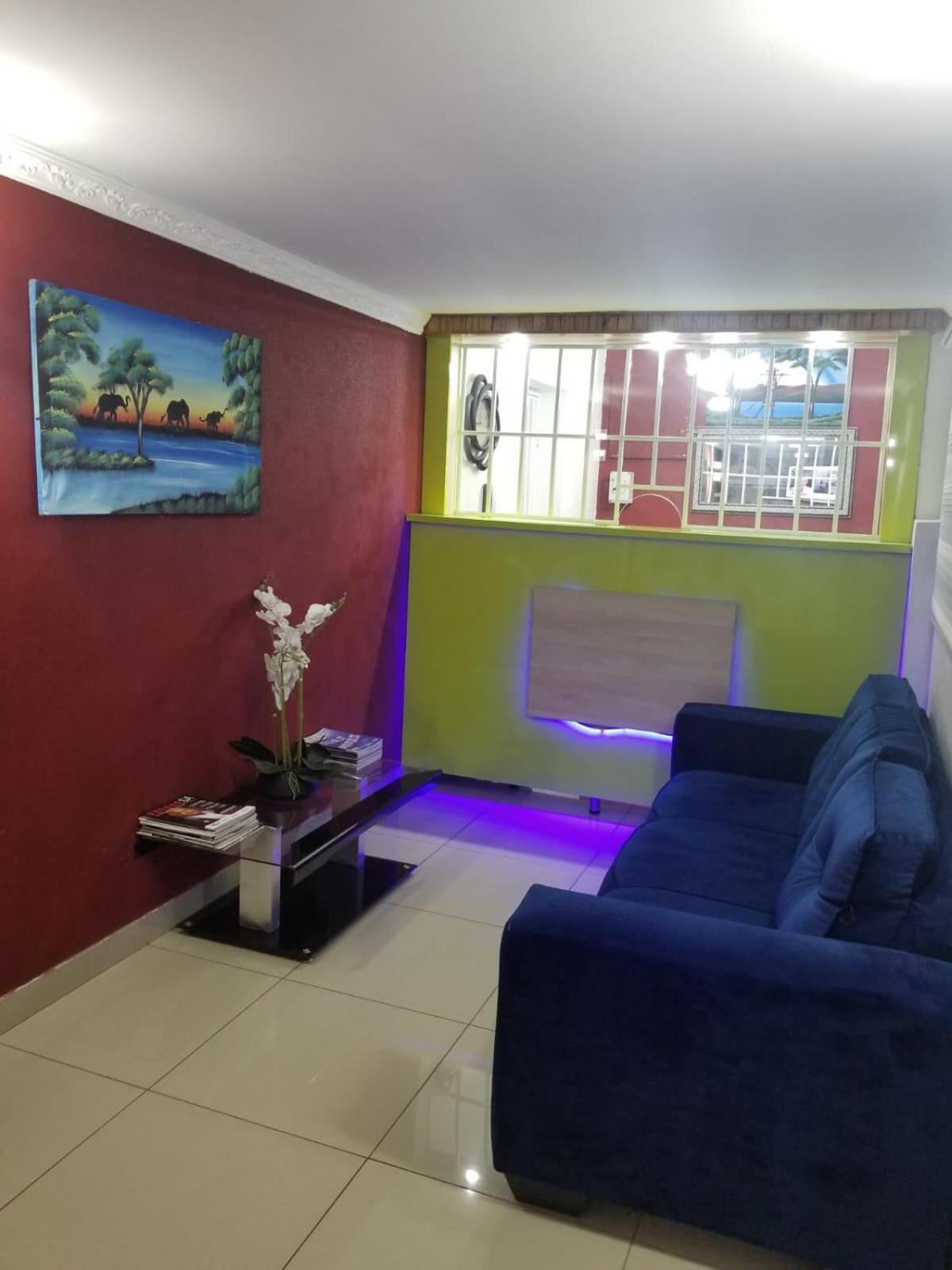 Pinto City Motel كمبتون بارك المظهر الخارجي الصورة